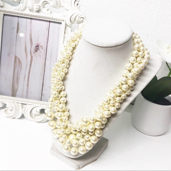 J. Crew Twisted Pearl Hammock Necklace - Picture 2 of 6